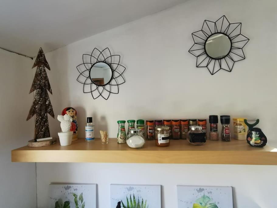 Entre Ventoux Et Luberon, Appartement Dans Maison. Malemort-du-Comtat Luaran gambar
