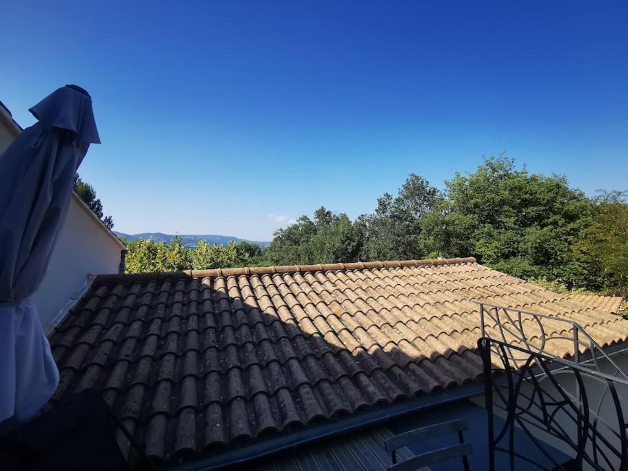 Entre Ventoux Et Luberon, Appartement Dans Maison. Malemort-du-Comtat Luaran gambar