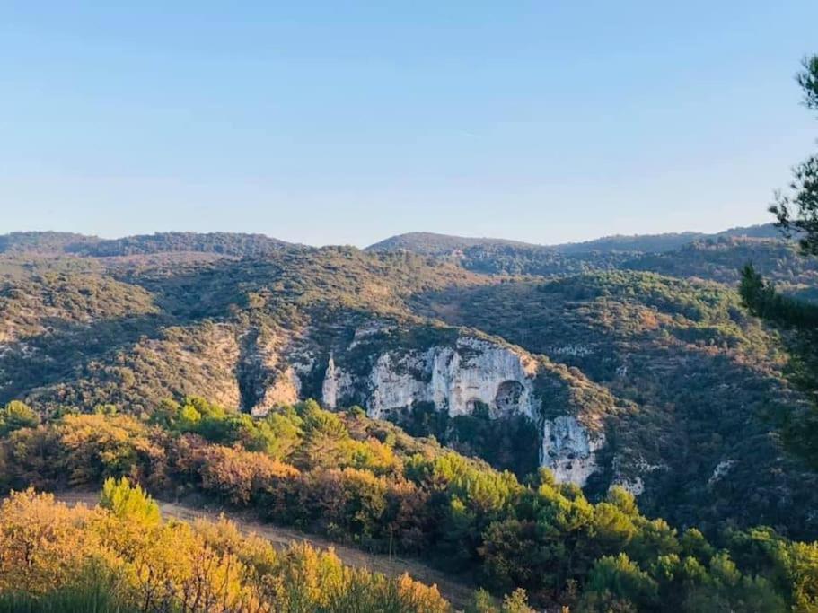Entre Ventoux Et Luberon, Appartement Dans Maison. Malemort-du-Comtat Luaran gambar