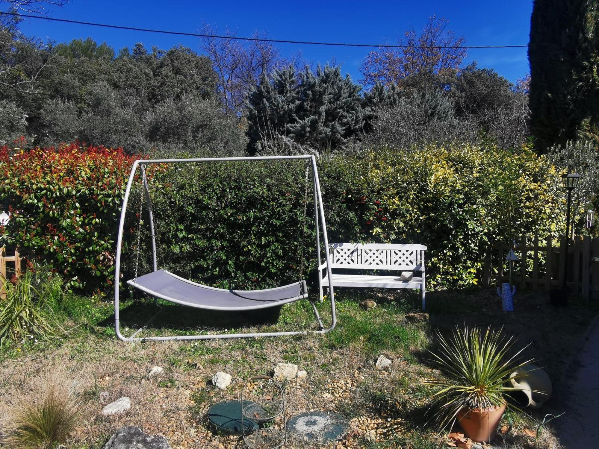 Entre Ventoux Et Luberon, Appartement Dans Maison. Malemort-du-Comtat Luaran gambar